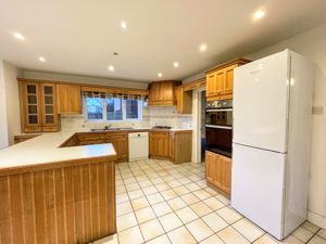 Photo 30- click for photo gallery